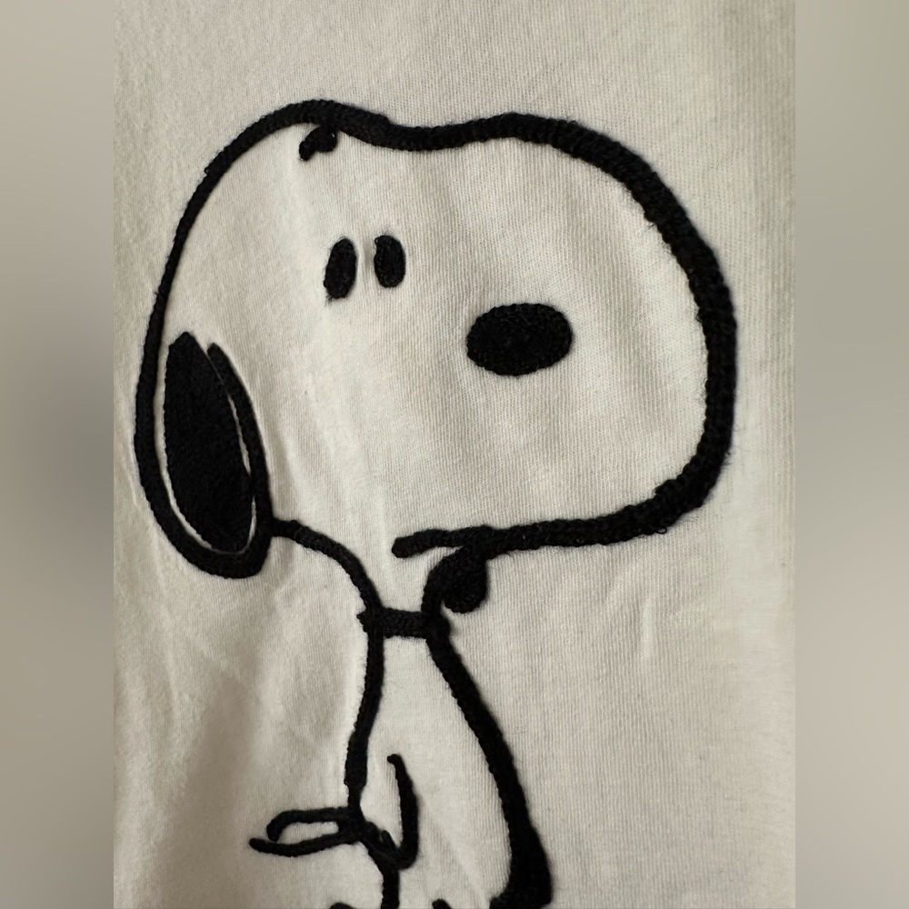 Peanuts snoopy cotton t-shirt embroidered brand new - Picture 4 of 5